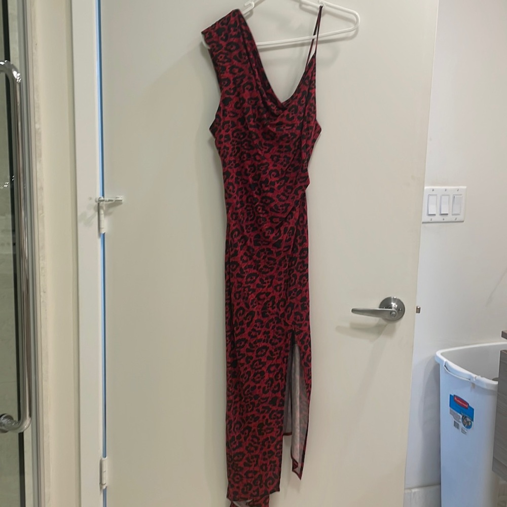 New with tags Allen Schwartz maxi dress with slit size 4.